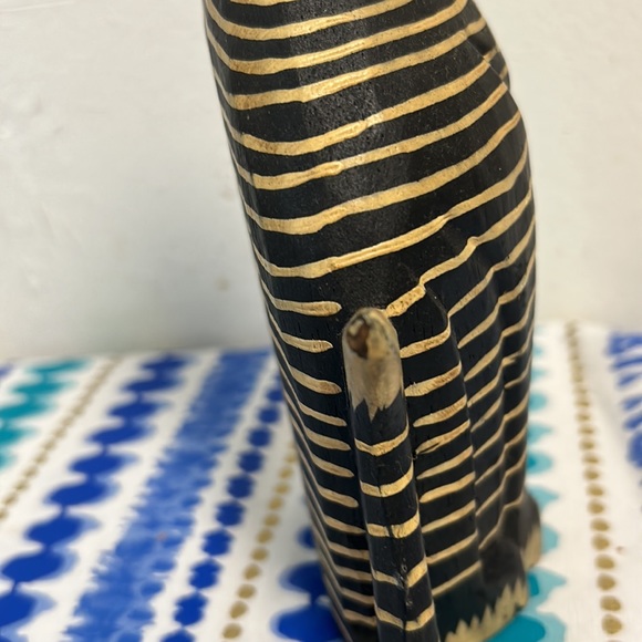 Vintage Folk Art Cat. Wooden Hand Carved and Hand Painted. Bundles like items - Picture 3 of 4